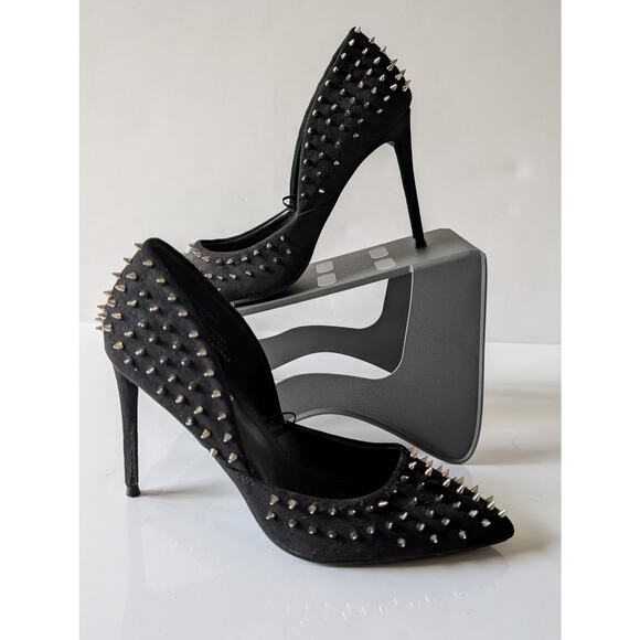 STEVE MADDEN Vala Testy‎ Spiked Studded Pointed Stiletto Heel Pumps Women's 5.5M - Picture 1 of 12